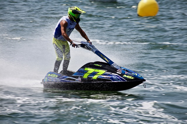 他的缺席无 他的缺席无